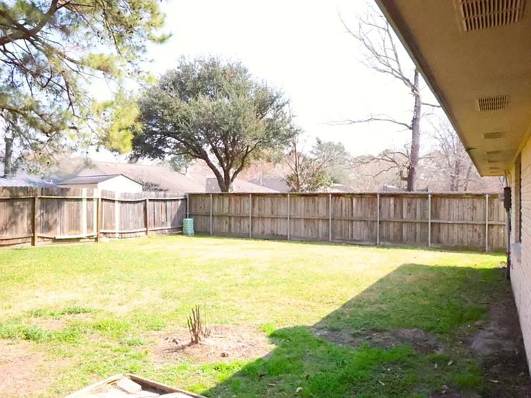 2327 Shadbury Ct — Photo 40