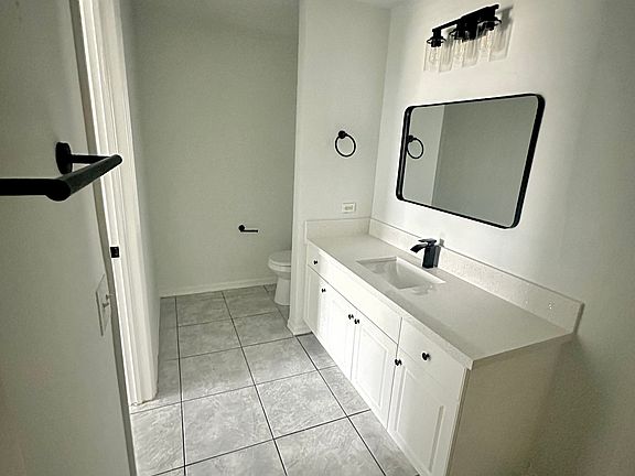 5th image of 507 Paloma Ave