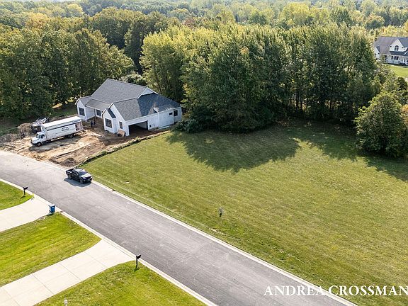 4th image of 7154 Windcliff Dr #32