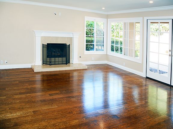 2nd image of 4551 Tam O Shanter Dr