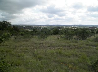 321 Settlers Way, Comfort, TX 78013