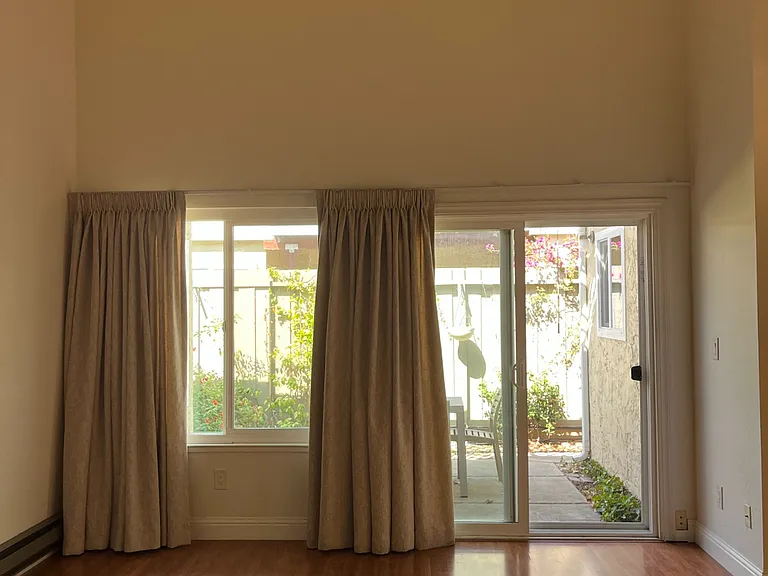 190 Truckee Ln — Photo 3