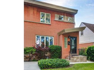 1920 Dewey Ave, Evanston, IL 60201