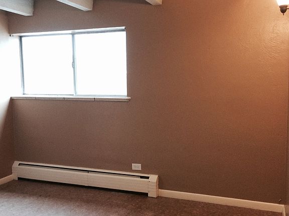 5th image of 525 Penn St APT 302