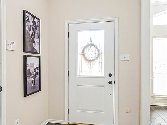5th image of 2617 Classic Ct E