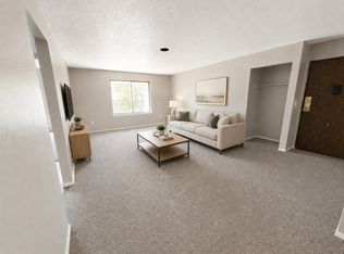 1111 Langley Rd #10, Waterloo, IA 50702