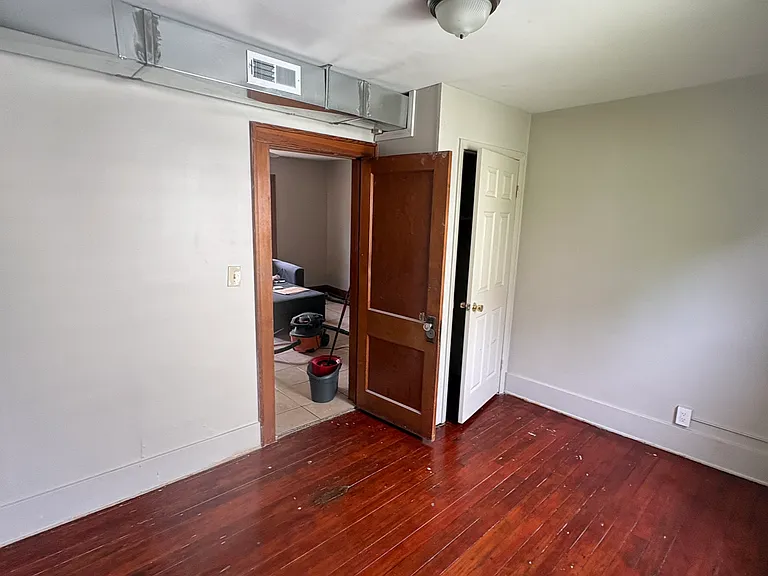 1551 Broadway Ave NW #2 — Photo 5