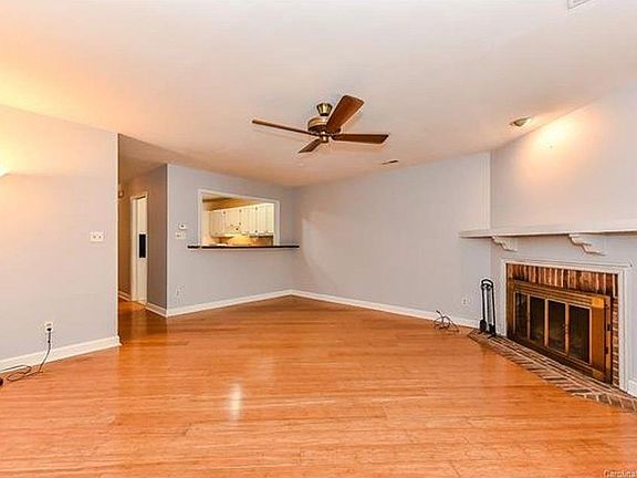 4th image of 9139 Nolley Ct