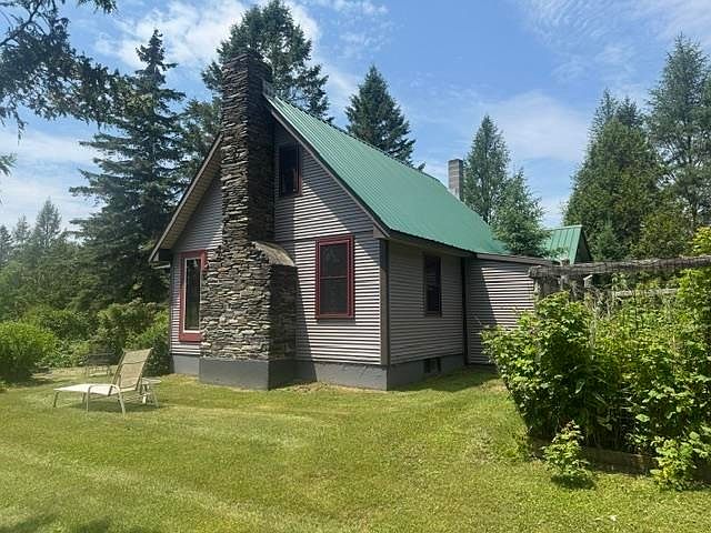 1st image of 629 South Craftsbury Road