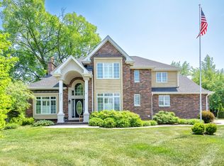 127 60th St, Downers Grove, IL 60516