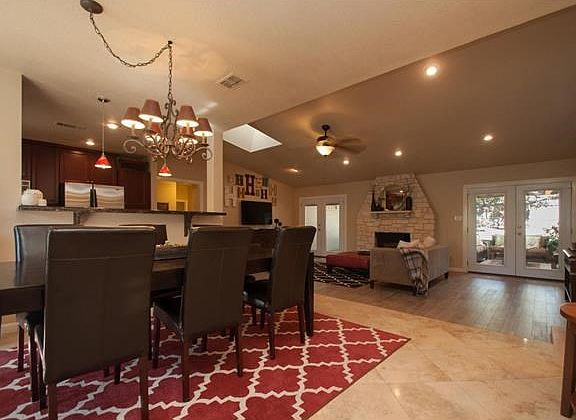 Beautifully updated interior!