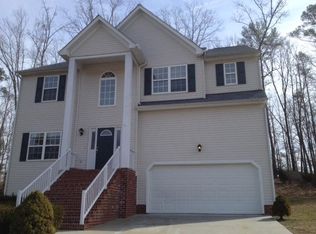 14724 Clover Ridge Ln, Chesterfield, VA 23832