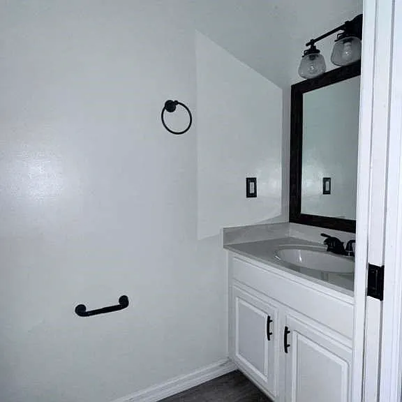 8239 Pacific Beach Dr — Photo 12
