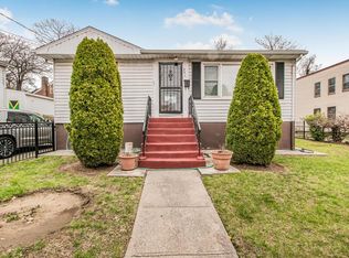 351 S 6th Ave, Mount Vernon, NY 10550