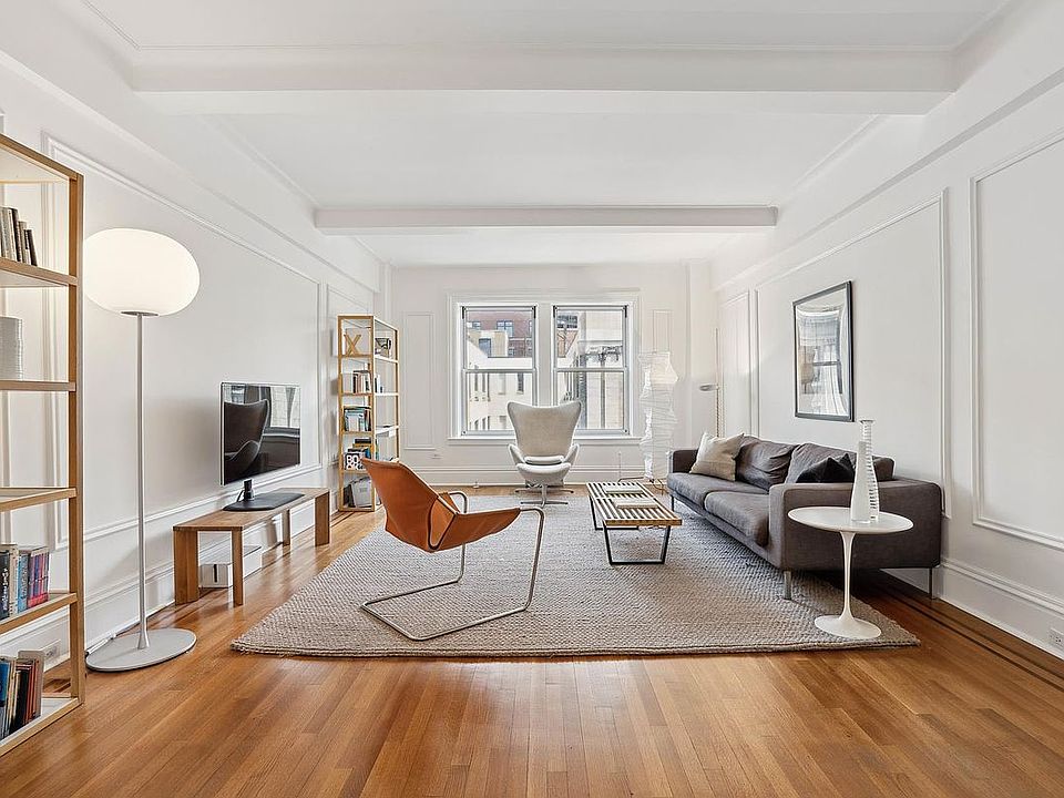 1st image of 515 W End Ave #15D