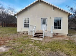 610 SW 13th St, Mineral Wells, TX 76067