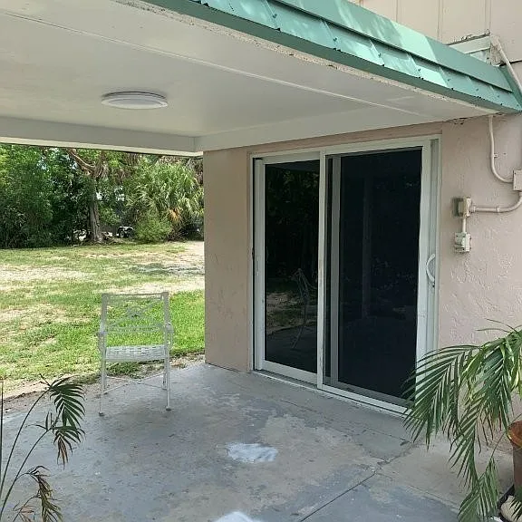 2414 Palm Ridge Rd #B — Photo 9