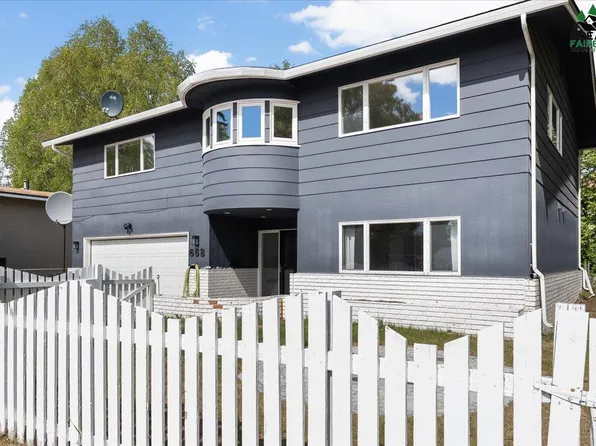 668 9th Ave, Fairbanks, AK 99701