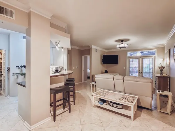 5107 BAY CLUB CIRCLE Bldg 5, TAMPA, FL 33607