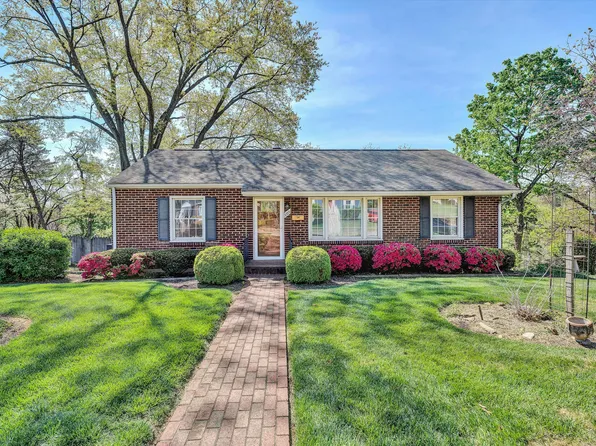 2779 Derwent Dr SW, Roanoke, VA 24015