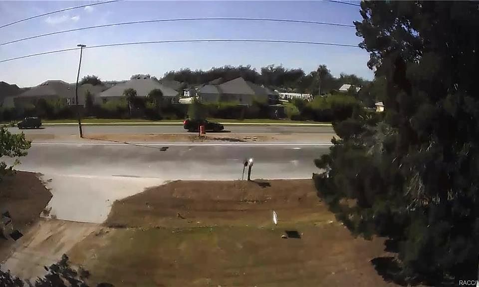 1st image of 4059 NE 31st Ln