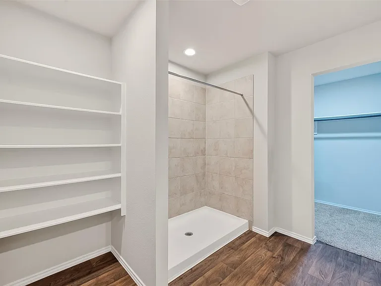 20926 Belmont Village Way — Photo 41