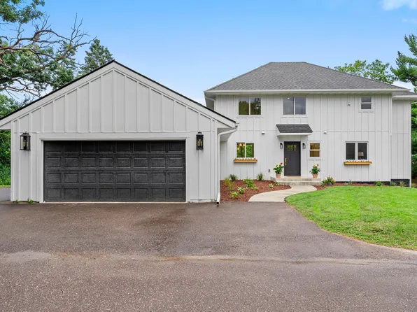 6667 Moorland Dr, Eden Prairie, MN 55346