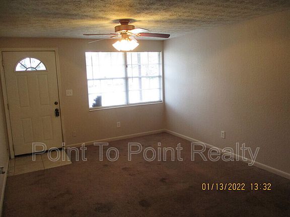 5th image of 454 Blairmore Blvd W
