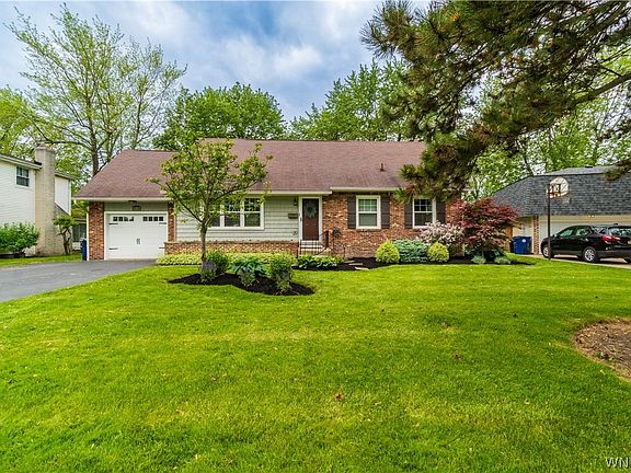 3rd image of 513 Cottonwood Dr