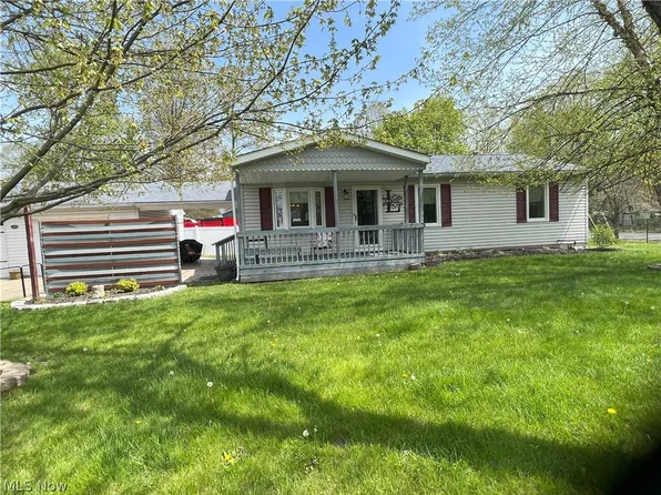 1295 Hilbish Ave, Akron, OH 44312