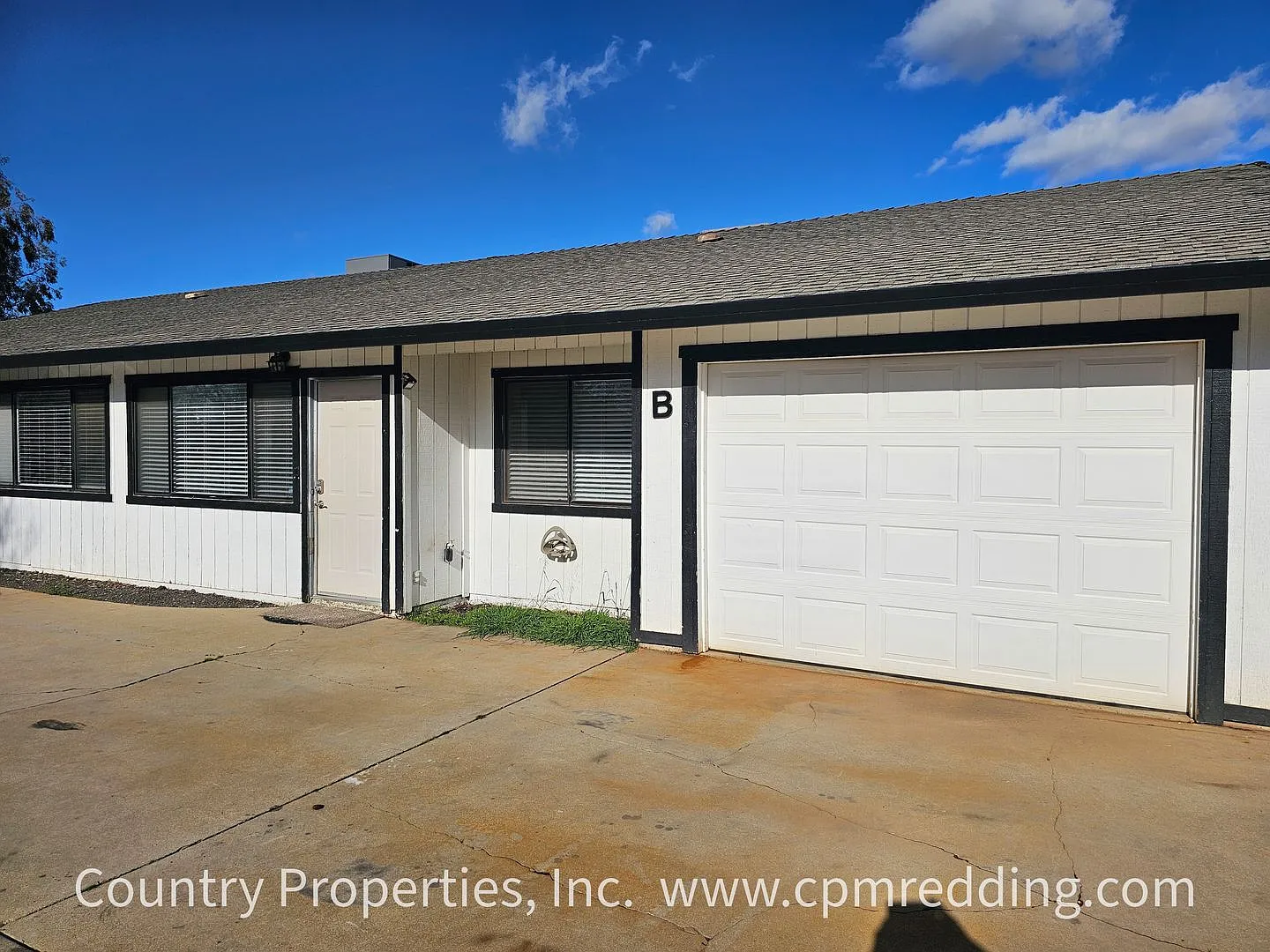 19746 Brokeoff Mountain Place — Photo 1