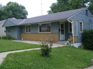 1418 S Woodbury St, Independence, MO 64055