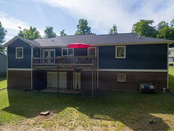 5th image of 519 Old Village Ct