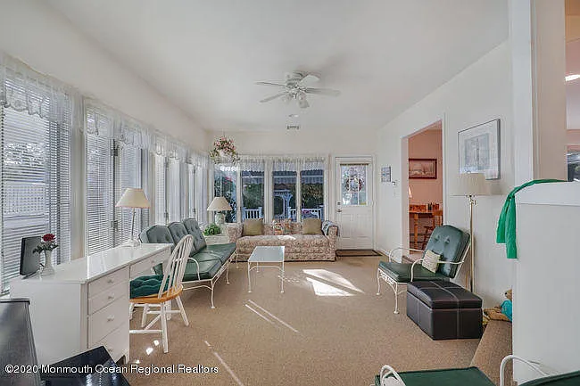 315 Tuttle Ave — Photo 12