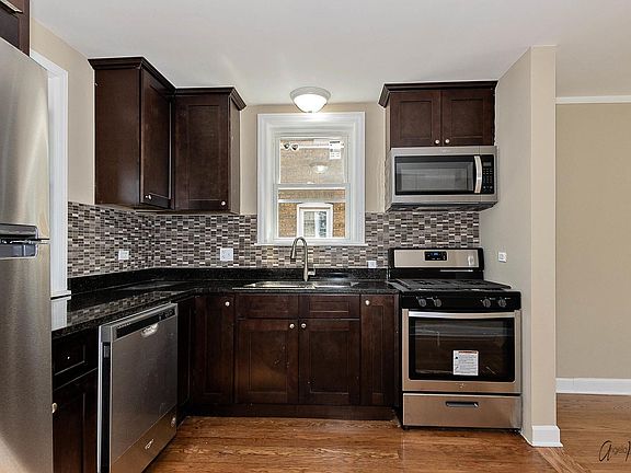 3rd image of 349 Bellwood Ave