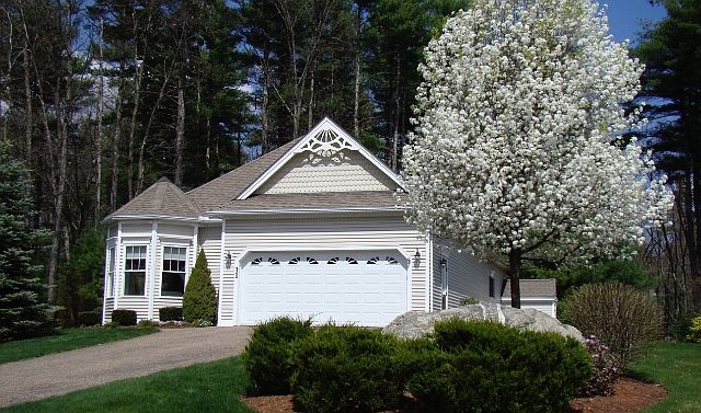 1st image of 11 Houston Dr