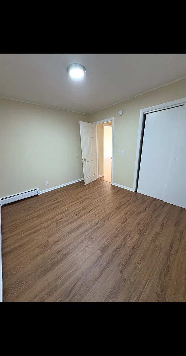2 bed, $1,650 — Photo 4