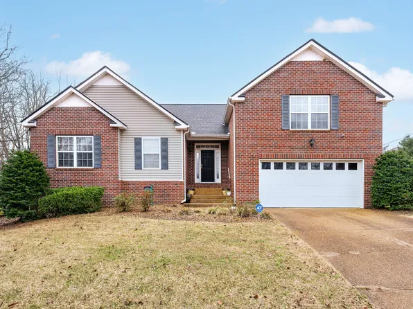 2601 Danbury Cir, Spring Hill, TN 37174