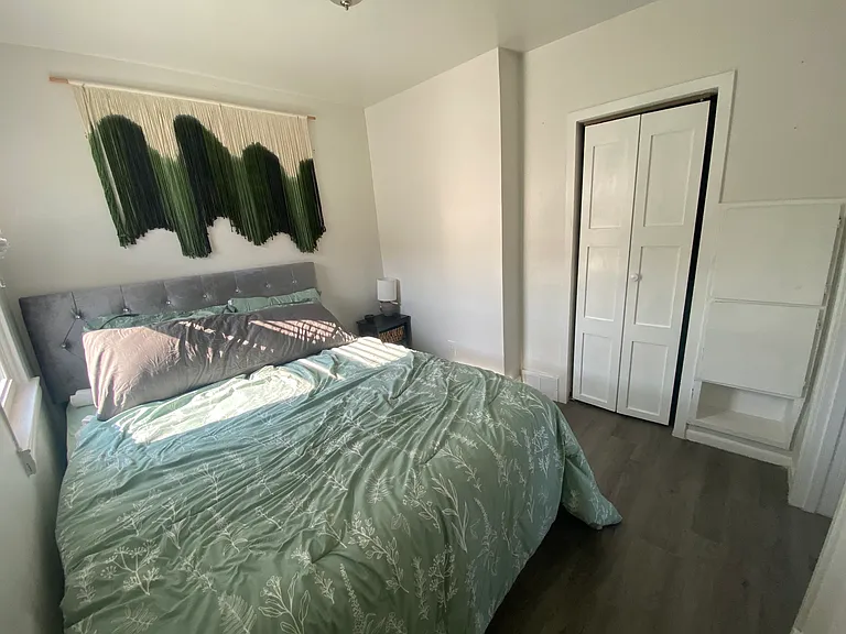 1722 E Evelyn Ave — Photo 3