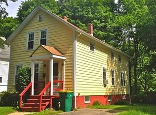 2 Riley Ct, North Attleboro, MA 02760