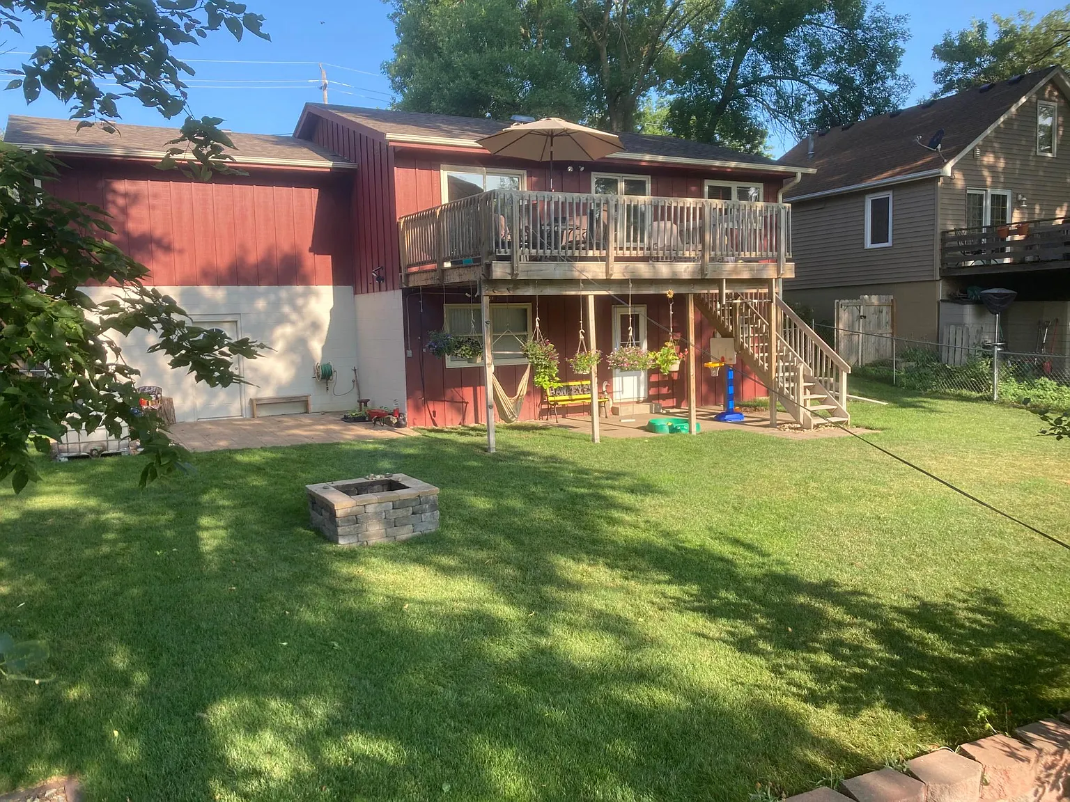 2920 S Cypress St — Photo 3