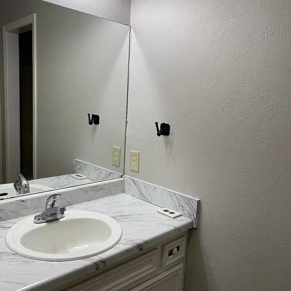 2103 S Missouri Pl — Photo 13