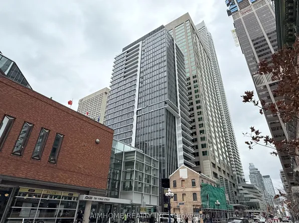 771 Yonge St #1706, Toronto, ON M4W 2G4