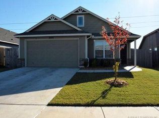 10506 S Olmsted St, Jenks, OK 74037