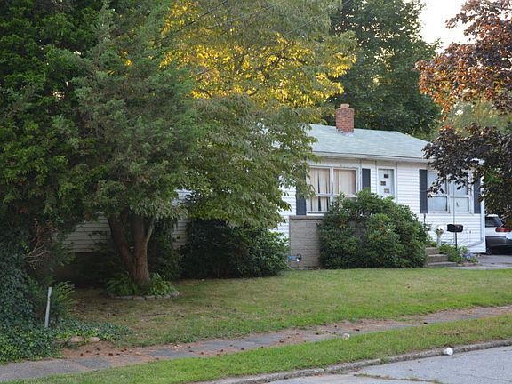 4th image of 115 Stony Acre Dr