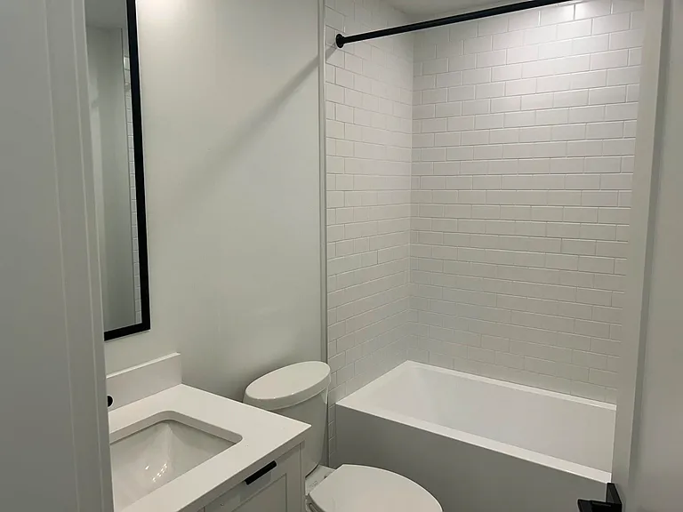 2425 116th St #113 — Photo 22