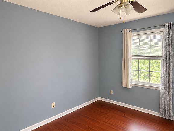 4th image of 1226 Sweet Pine Dr