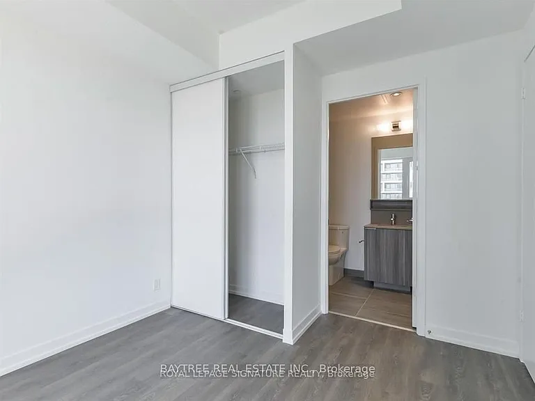 5 Buttermill Ave #3607 — Photo 11