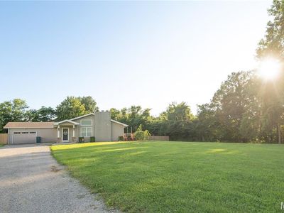 16533 Chateau Ln, Dexter, MO, 63841