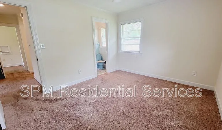 2512 Castle Hayne Rd — Photo 15